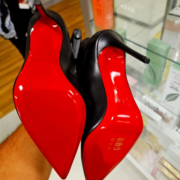 So Kate booty 100 MM * NEW *